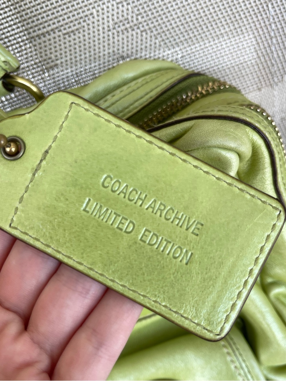 COACH PEYTON SATCHEL ARCHIVE LIMITED EDITION PEARLIZED GREEN LEATHER VINTAGE BAG - Picture 9 of 15